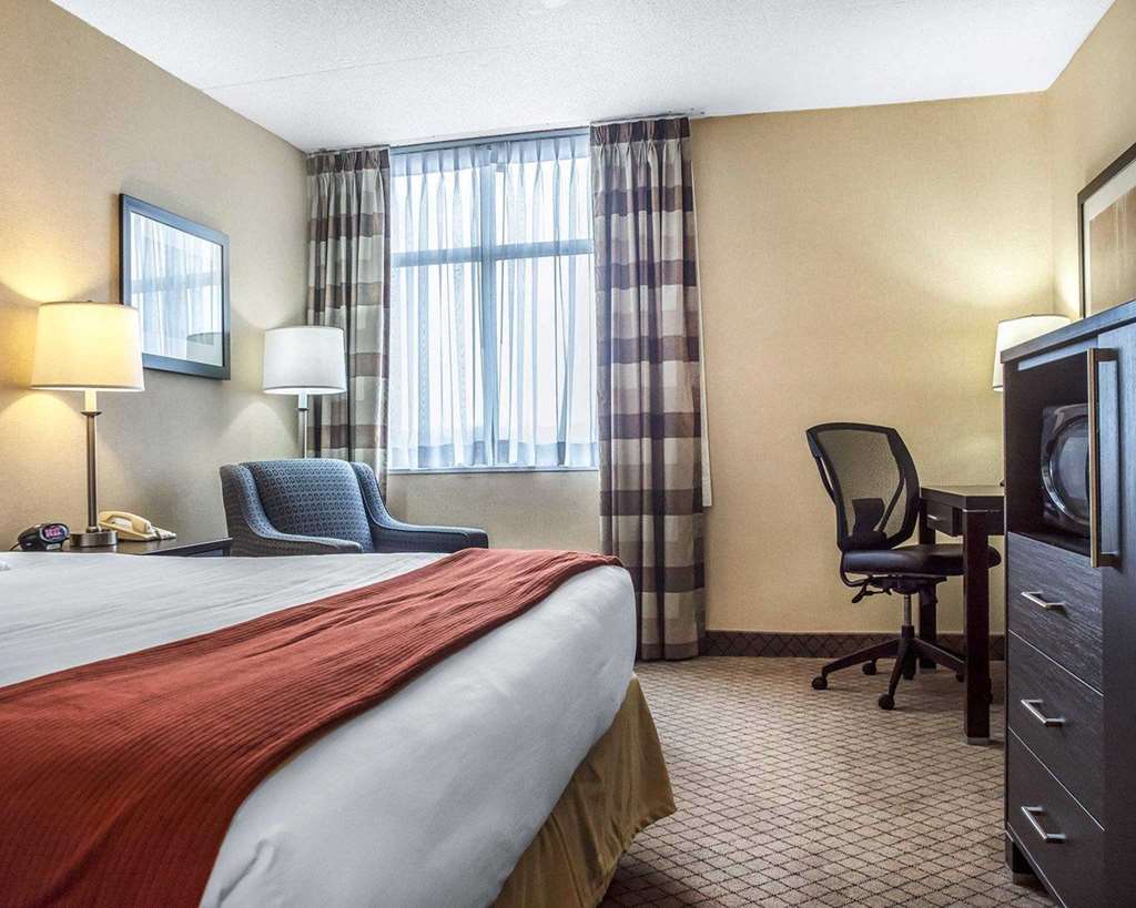 Four Points By Sheraton Hamilton - Stoney Creek Номер фото